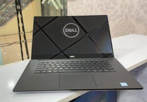 لپ‌تاپ استوک دل مدل 5520 با مشخصات Dell 5520 Core I5 1145G7 16g 256G INTEL FHD 15.6 inch